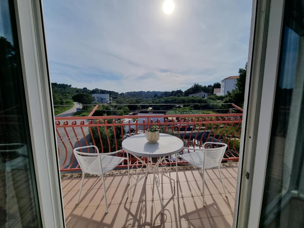 Rooms Slavica Okrug Gornji Luaran gambar