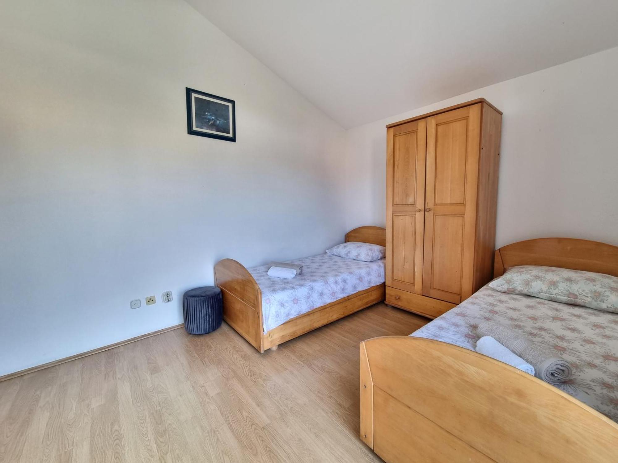 Rooms Slavica Okrug Gornji Bilik gambar