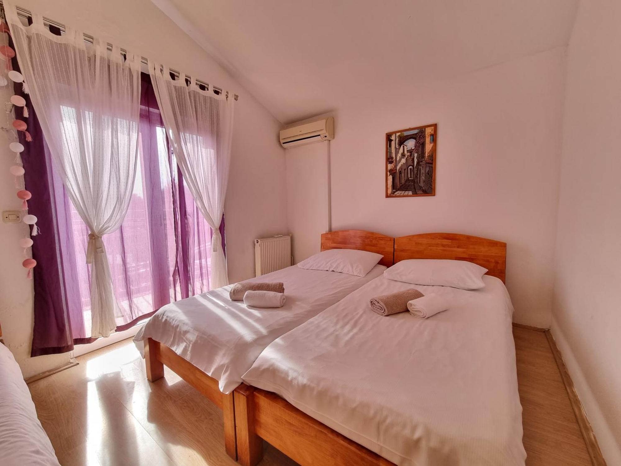 Rooms Slavica Okrug Gornji Bilik gambar
