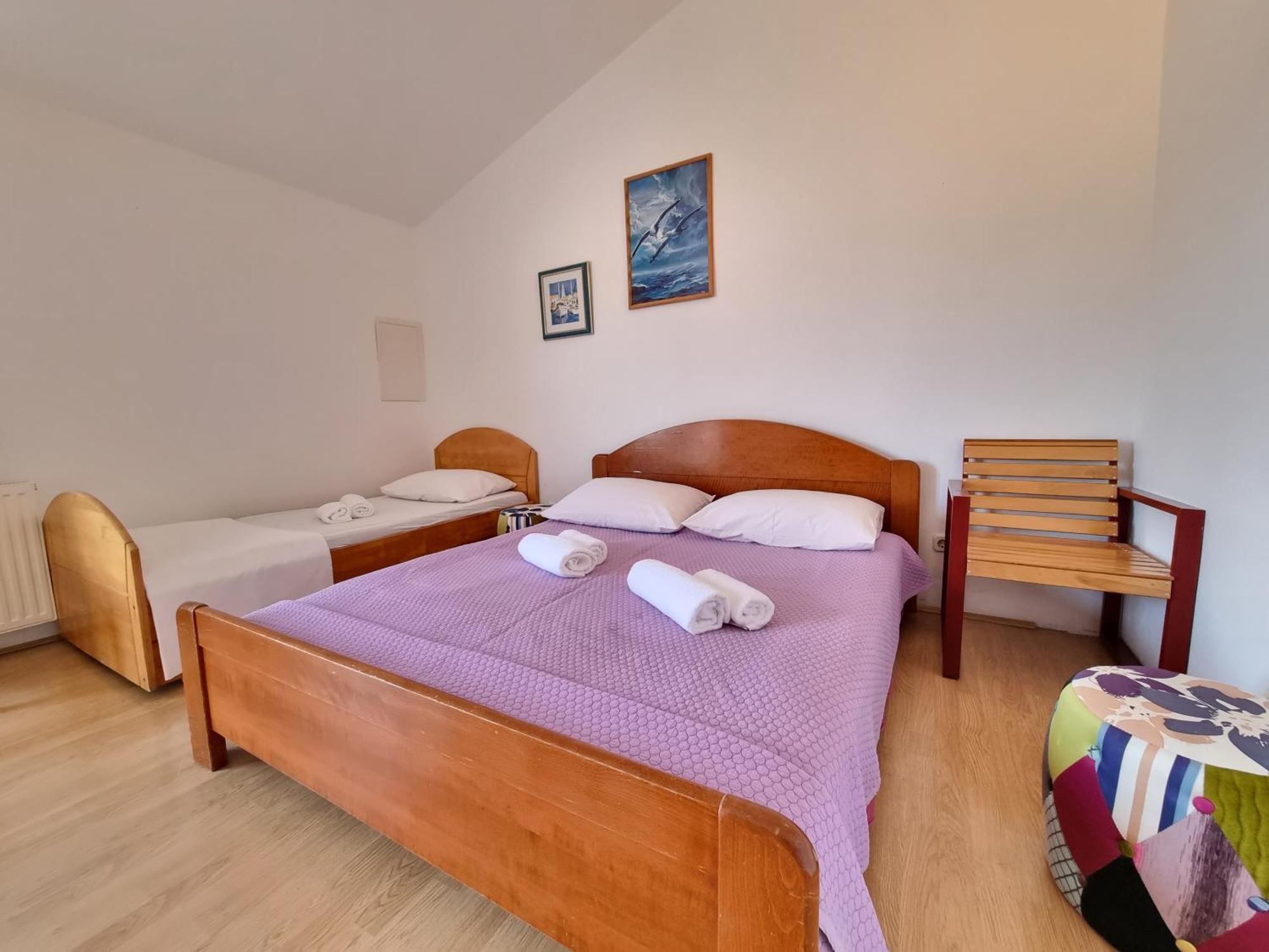 Rooms Slavica Okrug Gornji Bilik gambar