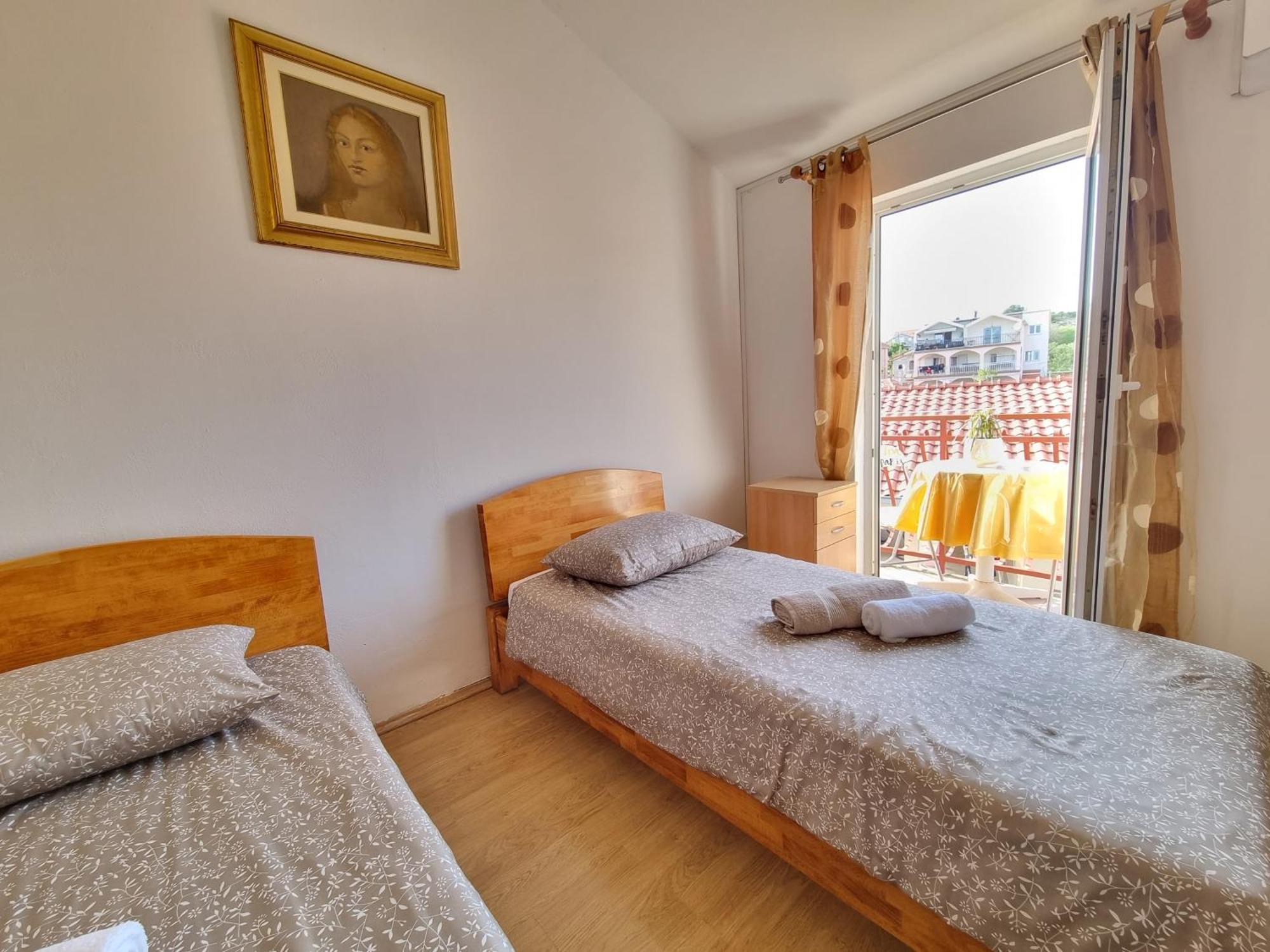Rooms Slavica Okrug Gornji Bilik gambar