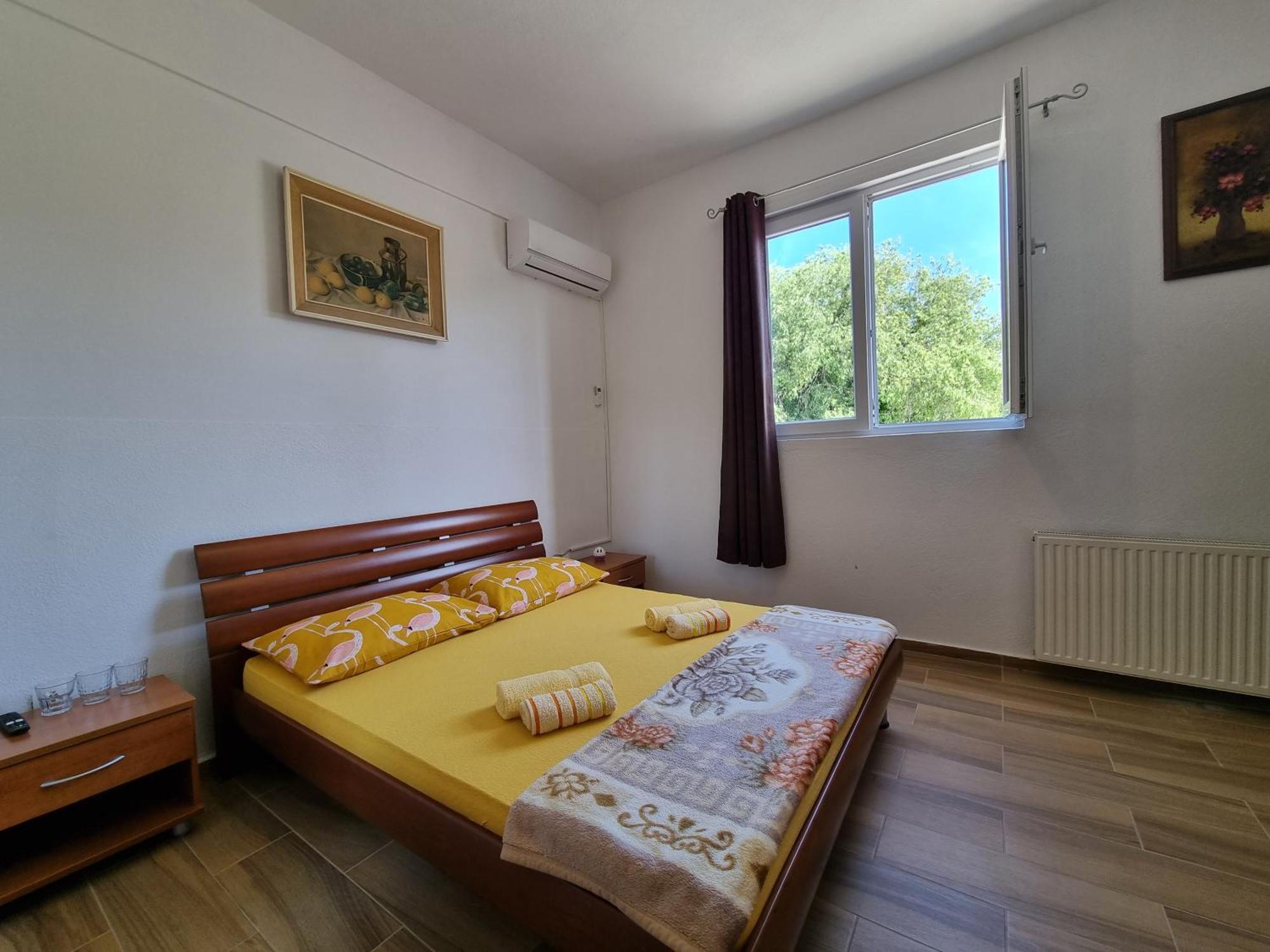 Rooms Slavica Okrug Gornji Bilik gambar